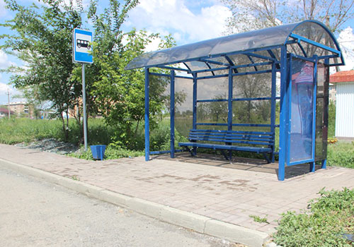 остановочный павильон из поликарбоната